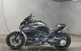 DUCATI DIAVEL Carbon 2012 G100AB