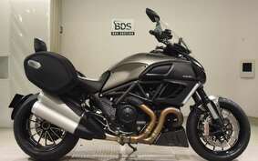 DUCATI DIAVEL STRADA 2014 G102J