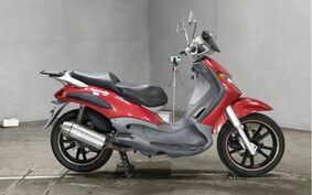 PIAGGIO BEVERLY 200 M282