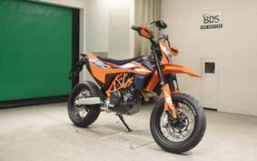 KTM 690 SMC R 2024