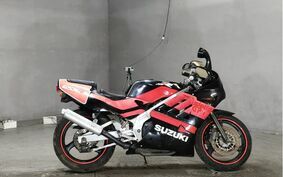 SUZUKI GSX-R250 GJ73A