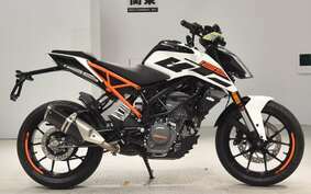 KTM 125 DUKE JPA40