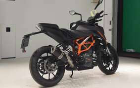 KTM 390 DUKE 2024