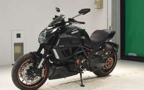 DUCATI DIAVEL 2013