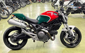 DUCATI MONSTER 696 + 2009 M500A