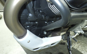 MOTO GUZZI V85 TT 2021