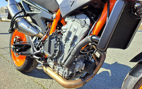 KTM 890 DUKE R 2021 TU940