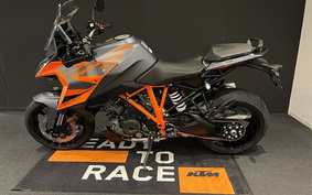 KTM 1290 SUPER DUKE GT 2024 V6940