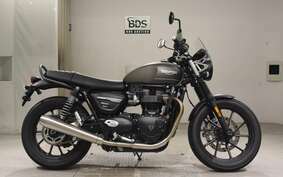 TRIUMPH STREET TWIN 2021