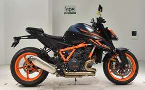 KTM 1290 SUPER DUKE R 2023