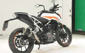 KTM 390 DUKE 2024