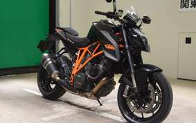 KTM 1290 SUPER DUKE R 2015 V3940