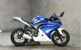 YAMAHA YZF-R125 RE06