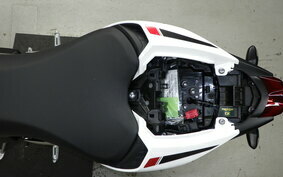 TRIUMPH STREET TRIPLE R 2023 DA604A