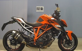 KTM 1290 SUPER DUKE R 2016 V3940