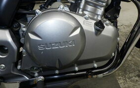 SUZUKI GSR250S