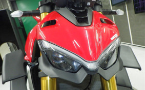 DUCATI STREETFIGHTER V4 S 2022