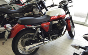 MOTO GUZZI V7 SPECIAL 2013 LWJA