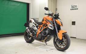 KTM 1290 SUPER DUKE R 2015 V3940