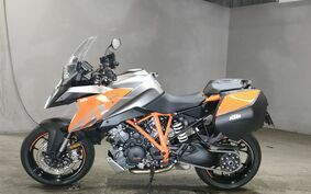 KTM 1290 SUPER DUKE GT 2016 V69