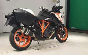 KTM 1290 SUPER DUKE GT 2019 V6940