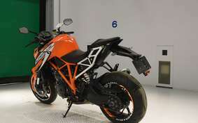 KTM 1290 SUPER DUKE R 2016