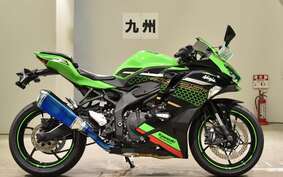 KAWASAKI ZX-25R ZX250E