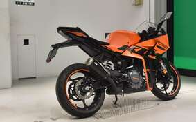 KTM 390 RC 2023 JYJ40