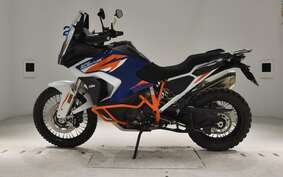 KTM 1290 SUPER ADVENTURE R 2022