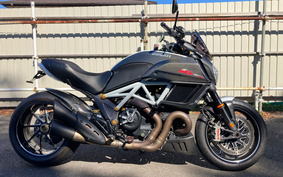 DUCATI DIAVEL Carbon 2015 G105J