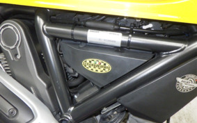 DUCATI SCRAMBLER ICON 2015