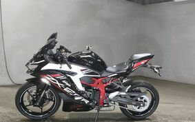 KAWASAKI ZX-25R ZX250E