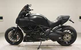 DUCATI DIAVEL DARK 2013