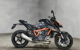 KTM 1290 SUPER DUKE R 2020 V3940