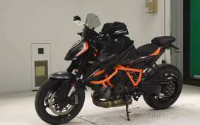 KTM 1290 SUPER DUKE R 2020