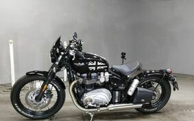 TRIUMPH BONNEVILLE BOBBER AD76HW