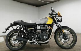 TRIUMPH BONNEVILLE STREET CUP 2018 AD77GD