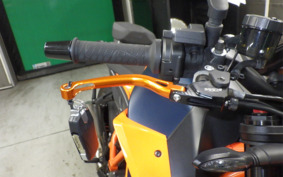 KTM 1290 SUPER DUKE R 2021