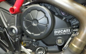 DUCATI DIAVEL Carbon 2013