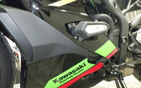 KAWASAKI ZX-25R ZX250E