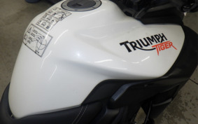 TRIUMPH TIGER 800 2014