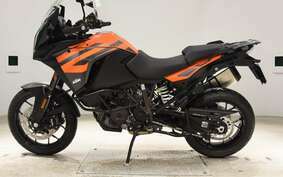 KTM 1290 SUPER ADVENTURE S 2021 V7940