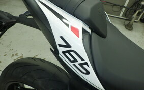 TRIUMPH STREET TRIPLE R 2023