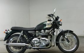 TRIUMPH BONNEVILLE T100 2003 J902TM