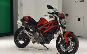 DUCATI MONSTER 696 2011