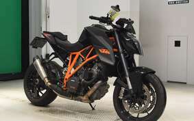 KTM 1290 SUPER DUKE R 2015 V3940