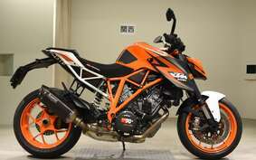 KTM 1290 SUPER DUKE R 2016 V3940