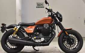 MOTO GUZZI V9 BOBBER SPORTS 2020