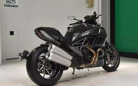 DUCATI DIAVEL Carbon 2013