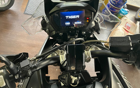 TRIUMPH タイガー800 XRx 2018 TRE20B